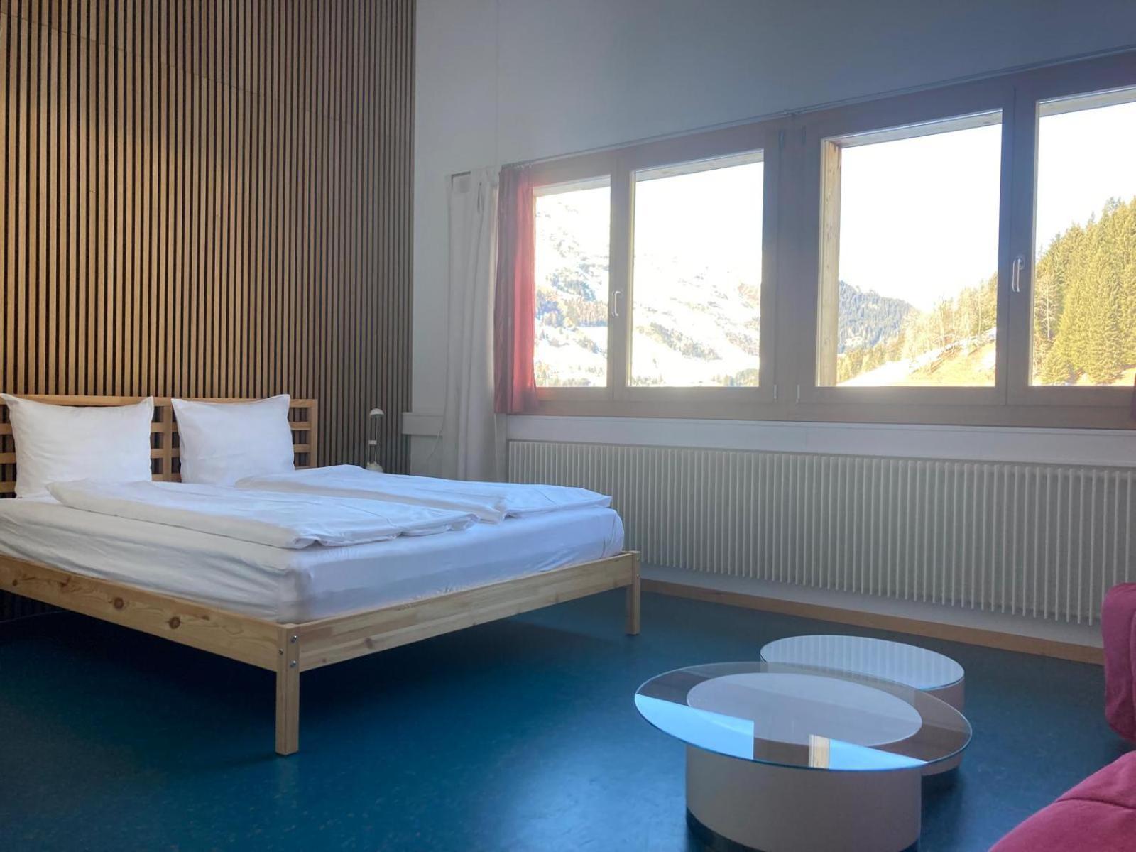 Shima-Davos Bed & Breakfast Exterior photo