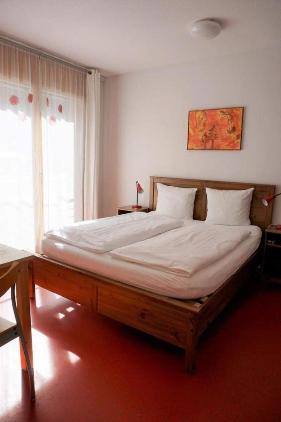 Shima-Davos Bed & Breakfast Room photo