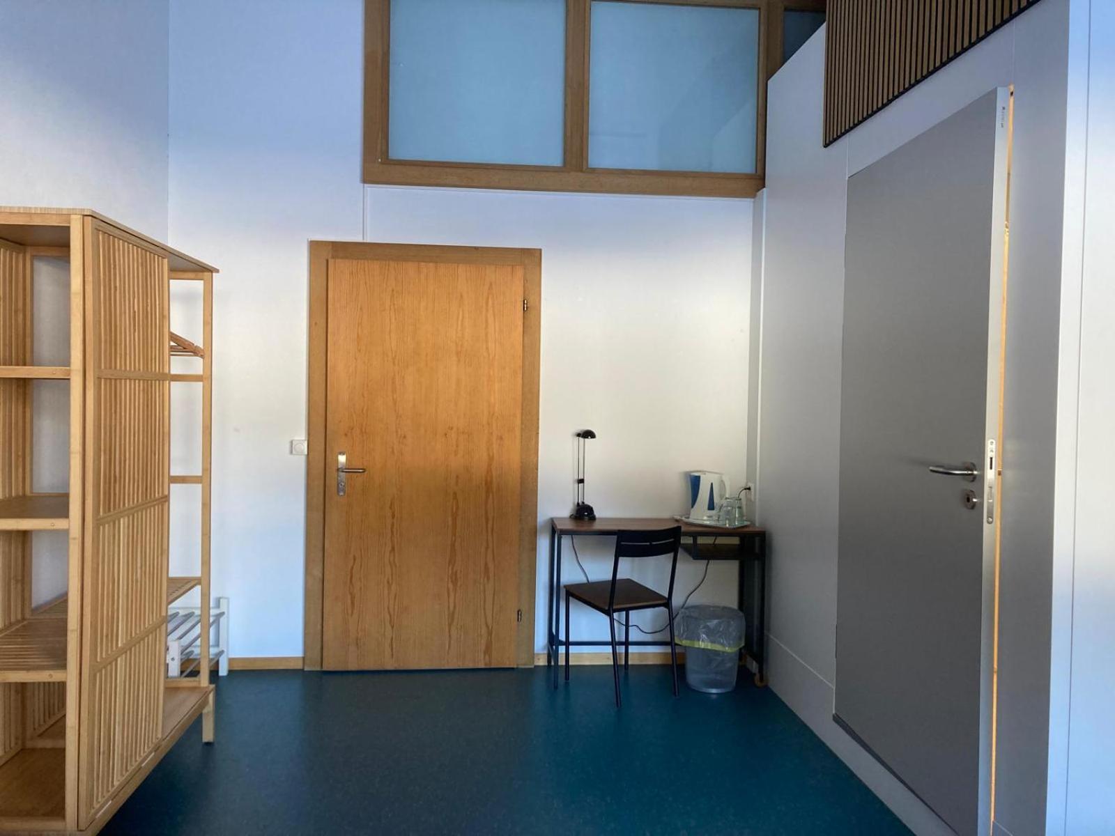 Shima-Davos Bed & Breakfast Room photo
