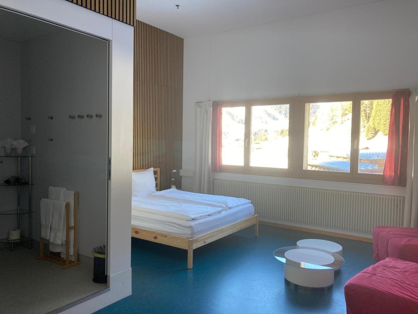 Shima-Davos Bed & Breakfast Exterior photo
